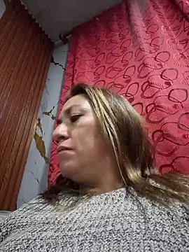 Luna-nevada online show from September 15, 2025, 3:06 am