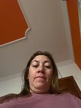 Luna-nevada online show from February 7, 2026, 1:04 pm