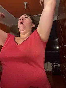 Luna-nevada online show from April 9, 2026, 9:58 am