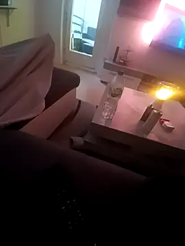 Berlin030000 online show from March 6, 2025, 5:46 am