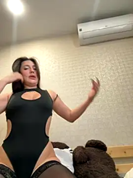 AleksandraRich online show from November 4, 2025, 2:21 am