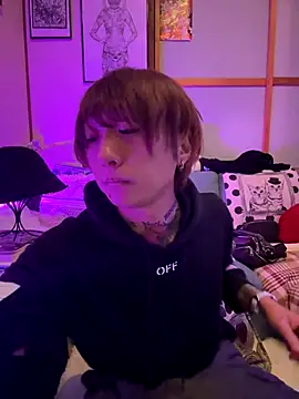 Snapshot of ryokunero chatting on September 17, 2025, 4:30 pm ryokunero online show from September 17, 2025, 4:30 pm