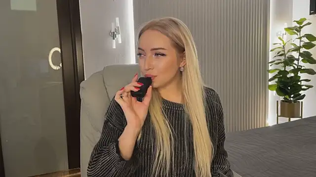 OhMyEmma online show from November 13, 2025, 12:53 am