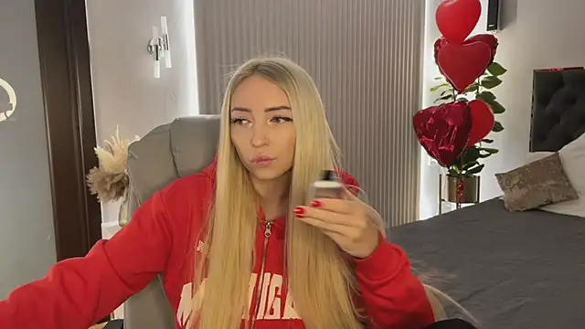 Snapshot of OhMyEmma chatting on February 26, 2026, 1:26 am OhMyEmma online show from February 26, 2026, 1:26 am