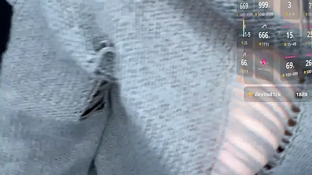 Snapshot of yourvodka chatting on October 22, 2025, 11:54 am yourvodka online show from October 22, 2025, 11:54 am