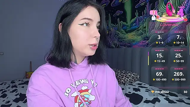 Snapshot of yourvodka chatting on October 24, 2025, 9:49 am yourvodka online show from October 24, 2025, 9:49 am