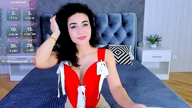 Maya Rogerss online show from November 8, 2025, 2:39 pm