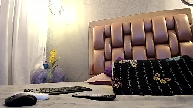 ANA-BULLOCK- online show from January 14, 2026, 12:11 pm