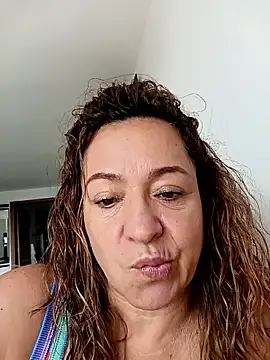 weet Evans    online show from November 8, 2025, 7:34 pm