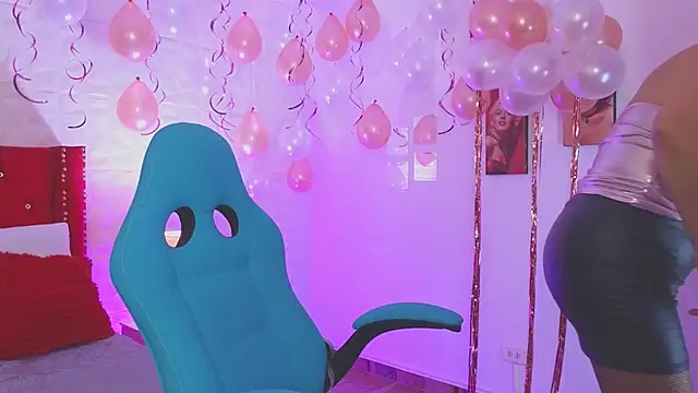 weet Evans    online show from November 16, 2025, 4:18 am