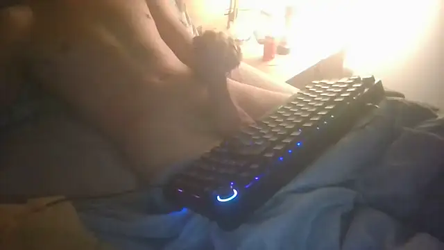 Snapshot of macford1 chatting on October 14, 2025, 12:22 am macford1 online show from October 14, 2025, 12:22 am