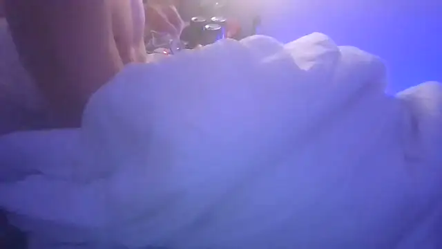 macford1 online show from December 2, 2025, 1:22 am