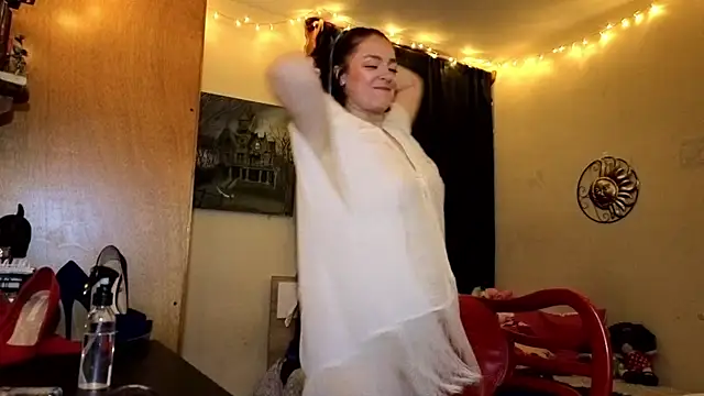 ValkaBlue online show from March 8, 2025, 6:32 am