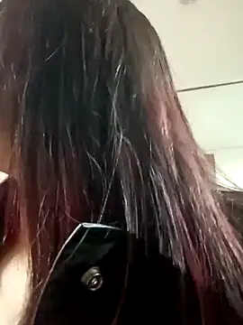 Snapshot of Mela-Hotlyn chatting on March 8, 2025, 1:25 pm Mela-Hotlyn online show from March 8, 2025, 1:25 pm