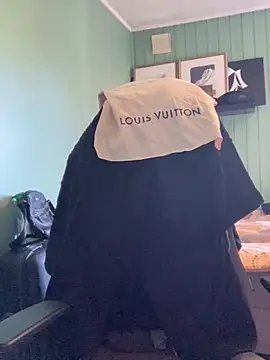 93tomten online show from March 21, 2025, 9:56 am