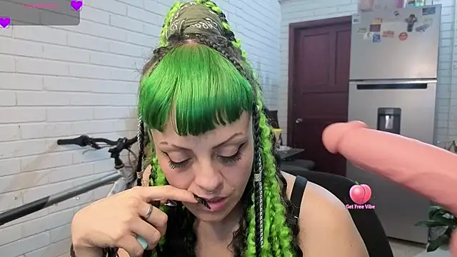 freyaa sorcerees online show from September 19, 2025, 6:26 am