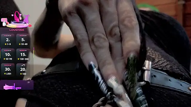 freyaa sorcerees online show from February 3, 2026, 1:26 am