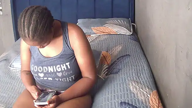 Snapshot of SexyShybarbie chatting on November 24, 2025, 6:24 am SexyShybarbie online show from November 24, 2025, 6:24 am