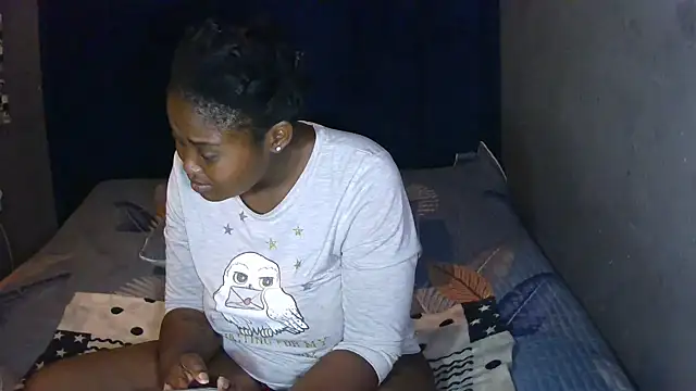 Snapshot of SexyShybarbie chatting on February 1, 2026, 8:18 pm SexyShybarbie online show from February 1, 2026, 8:18 pm