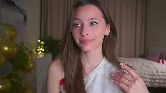 EditaBails online show from March 18, 2026, 7:39 pm