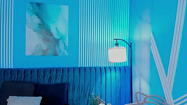 Snapshot of roxy_hell chatting on November 16, 2025, 12:11 pm roxy hell online show from November 16, 2025, 12:11 pm