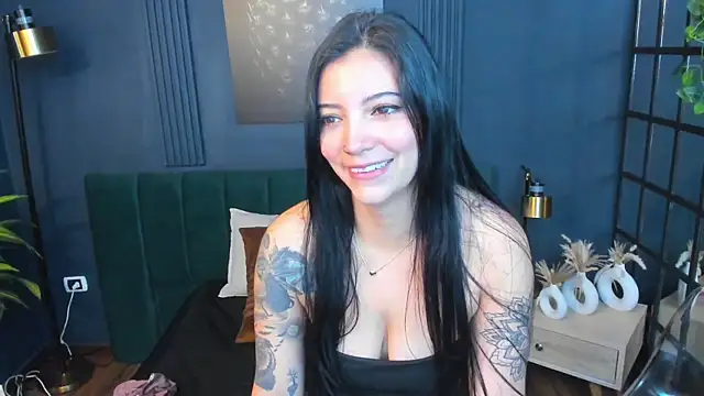 Snapshot of roxy_hell chatting on January 10, 2026, 12:29 pm roxy hell online show from January 10, 2026, 12:29 pm