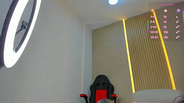 stephany summer online show from September 13, 2025, 12:05 pm