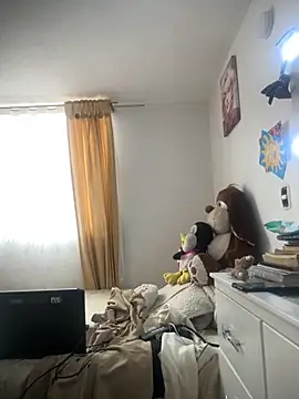 VictoriaGerard Pink online show from October 18, 2025, 7:03 pm