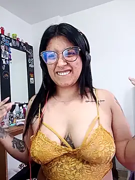 DaniPoison online show from November 7, 2025, 9:26 pm