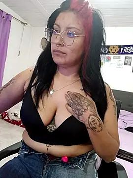 DaniPoison online show from February 8, 2026, 2:15 am