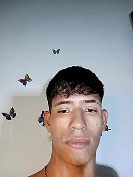 dareck 18 online show from April 5, 2026, 12:08 am