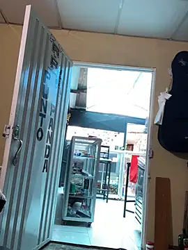 val zx online show from September 24, 2025, 6:33 pm