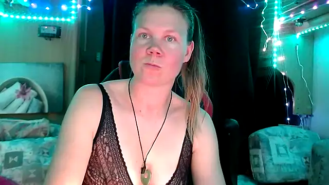 CallMeMaria online show from January 27, 2025, 6:31 pm