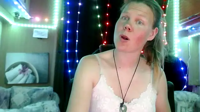 CallMeMaria online show from February 14, 2025, 4:20 pm