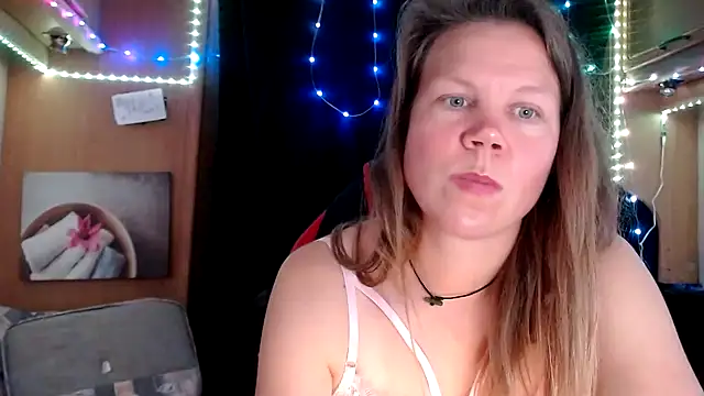 CallMeMaria online show from March 10, 2025, 2:26 pm