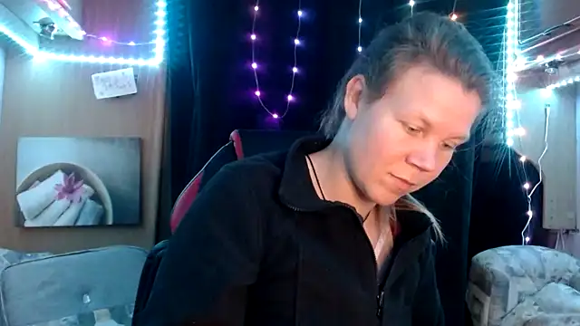 CallMeMaria online show from March 10, 2025, 7:07 pm