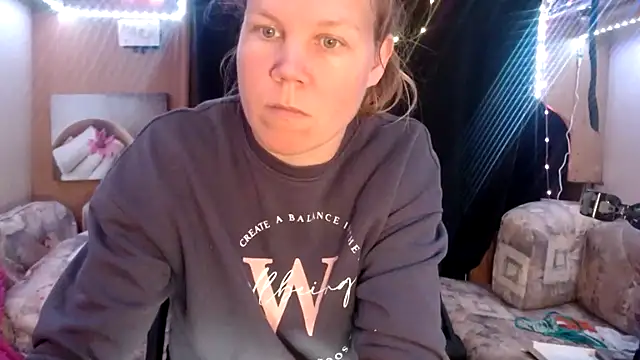 CallMeMaria online show from March 22, 2025, 11:21 am