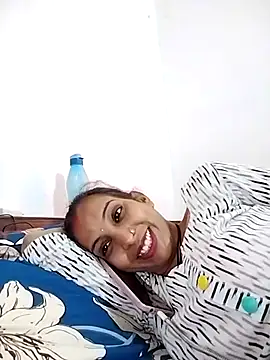 Snapshot of Hotty-Nidhi chatting on March 18, 2025, 10:46 am Hotty-Nidhi online show from March 18, 2025, 10:46 am