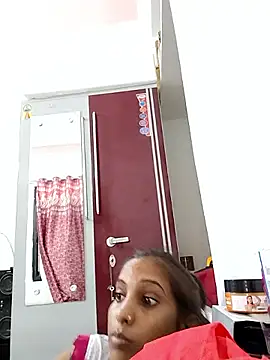 Snapshot of Hotty-Nidhi chatting on September 10, 2025, 4:01 am Hotty-Nidhi online show from September 10, 2025, 4:01 am