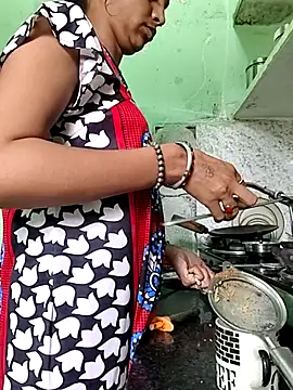 Snapshot of Hotty-Nidhi chatting on September 11, 2025, 4:12 am Hotty-Nidhi online show from September 11, 2025, 4:12 am