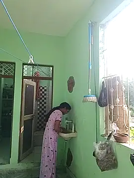 Snapshot of Hotty-Nidhi chatting on September 18, 2025, 3:41 am Hotty-Nidhi online show from September 18, 2025, 3:41 am