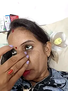 Snapshot of Hotty-Nidhi chatting on October 8, 2025, 3:09 pm Hotty-Nidhi online show from October 8, 2025, 3:09 pm