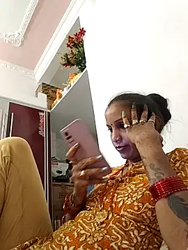 Snapshot of Hotty-Nidhi chatting on October 14, 2025, 3:57 pm Hotty-Nidhi online show from October 14, 2025, 3:57 pm
