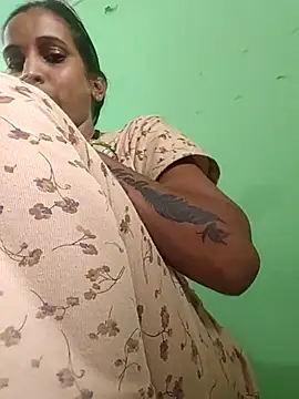 Snapshot of Hotty-Nidhi chatting on October 21, 2025, 4:57 am Hotty-Nidhi online show from October 21, 2025, 4:57 am