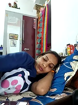 Snapshot of Hotty-Nidhi chatting on December 14, 2025, 3:06 pm Hotty-Nidhi online show from December 14, 2025, 3:06 pm