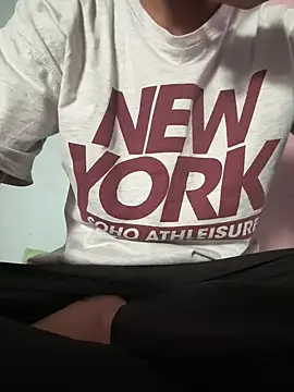 Snapshot of HARSHHU01 chatting on March 13, 2025, 6:58 am HARSHHU01 online show from March 13, 2025, 6:58 am