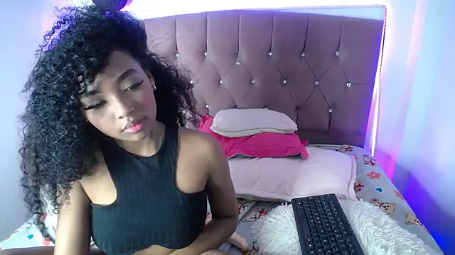 Snapshot of charlotte_walker1 chatting on March 17, 2025, 4:51 am charlotte walker1 online show from March 17, 2025, 4:51 am