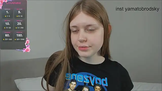 YamatoBrodsky online show from September 19, 2025, 12:23 am