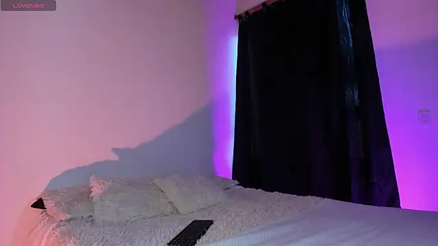 adara evanss online show from April 12, 2026, 10:48 pm