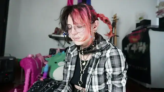 Snapshot of Devil_And_Princess chatting on September 15, 2025, 6:52 pm Devil And Princess online show from September 15, 2025, 6:52 pm